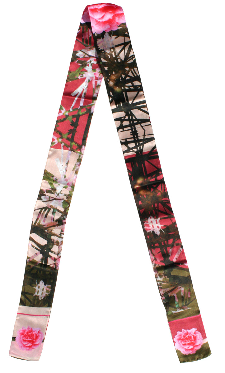 Silk Twilly, double sided Castle drogo